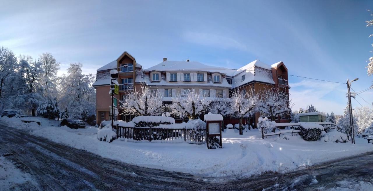 Logis Hotel Notre-Dame - Restaurant Ouvert Midi Et Soir Sauf Dimanche Soir Danne-et-Quatre-Vents Exterior photo